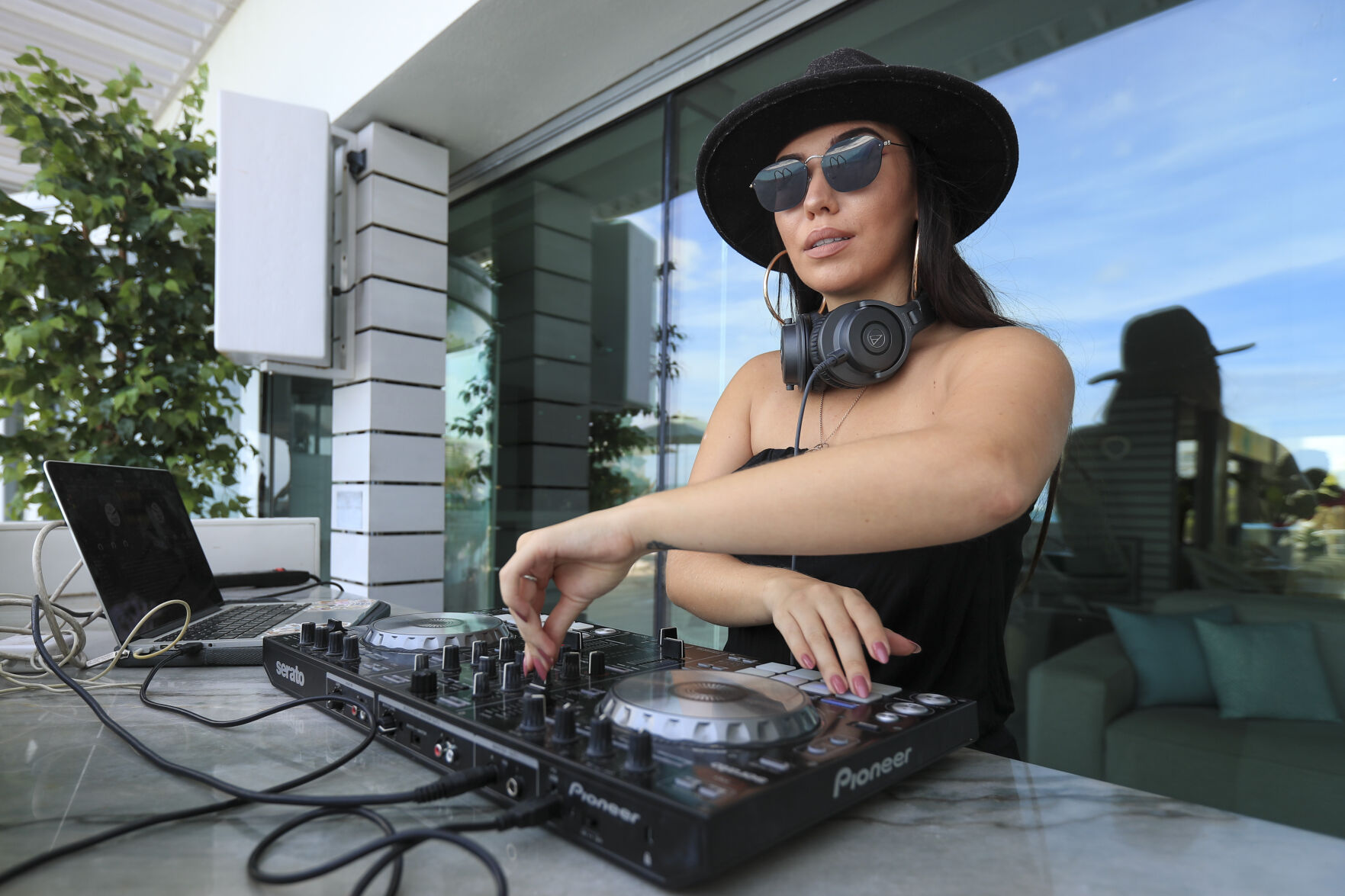 Dj Paulina